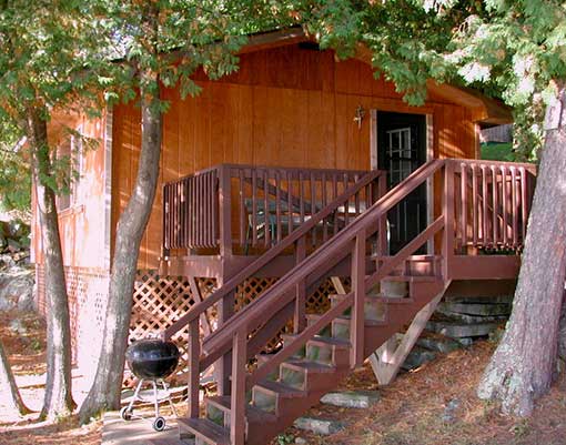 Pine Point Lodge Cabin 8